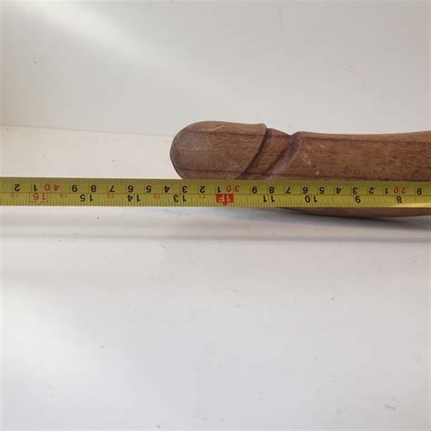 How high is 18 cm? Use this easy calculator to convert centimeters to feet and inches. Centimeters. Calculate. Click here for the opposite calculation. 18 Centimeters =